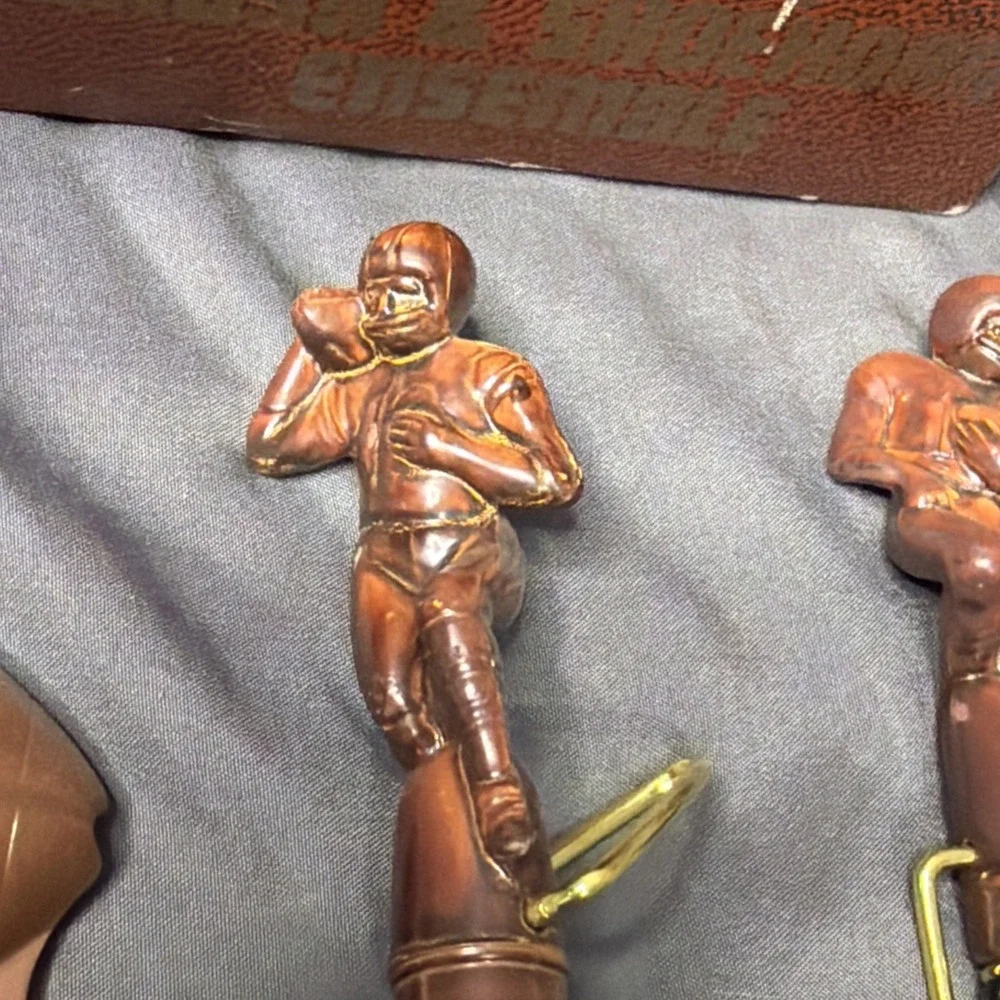 VTG 1973 Men's Closet Kit Quarterback Football Tie Rack Brush Shoehorn Japan